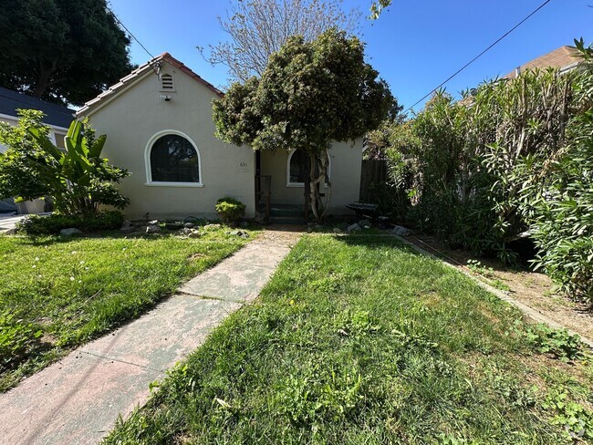 Building Photo - 631 Jackson St Unit 631 Jackson Street #A Rental