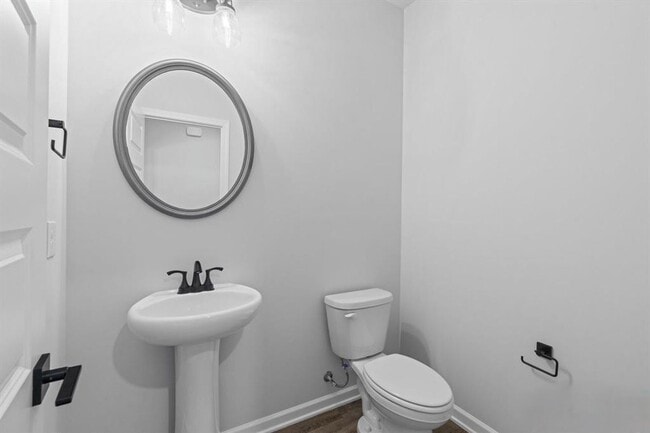 Photo - 127 Huffman St