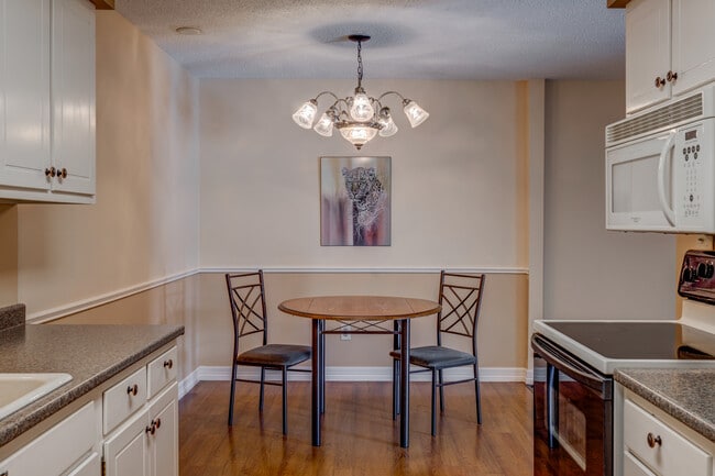 Photo - 4500 S Poplar St Unit 207