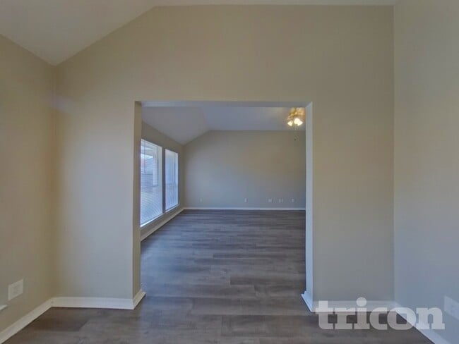 Photo - 7501 Ashcroft Cir