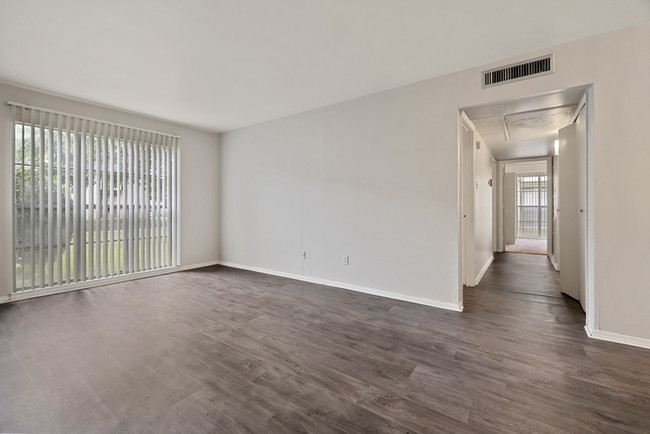 Building Photo - Northwood II Rental
