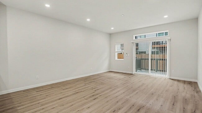 Photo - Brand-New Townhome at Cathcart Crossing – Modern Living in a Prime Snohomish Location - Move in R...
