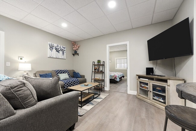 Photo - 153 Labelle St Unit SI ID1359753P