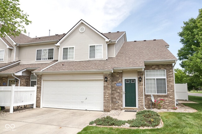 Building Photo - 8362 Enclave Blvd