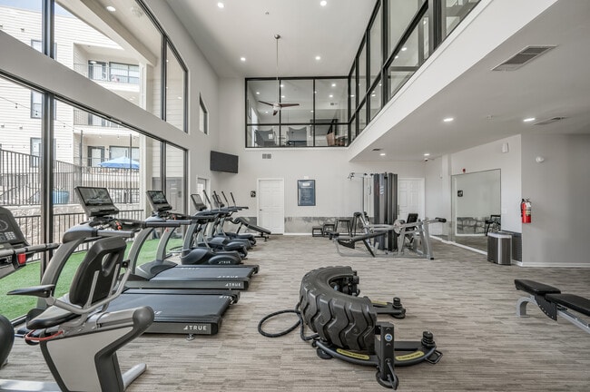 Fitness Center - Canal Street Flats