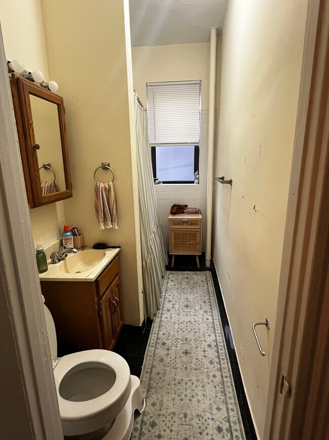 27 Saint Lukes Rd
