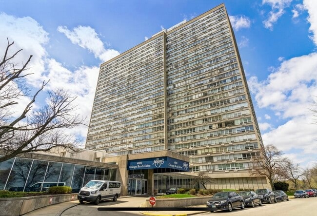 Building Photo - 4800 S Chicago Beach Dr