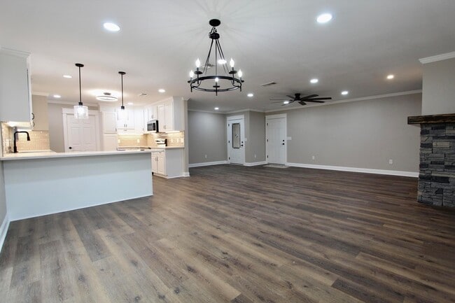 Photo - 4052 Randi Rd