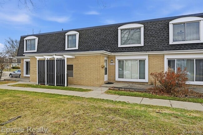 Photo - 29792 City Center Dr