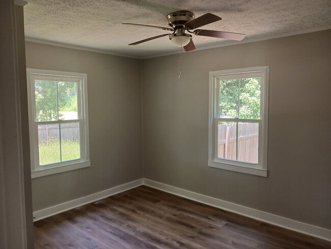 Building Photo - 60 Ash Branch Church Rd Rental