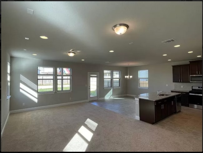 Photo - 200 Mayney Ln