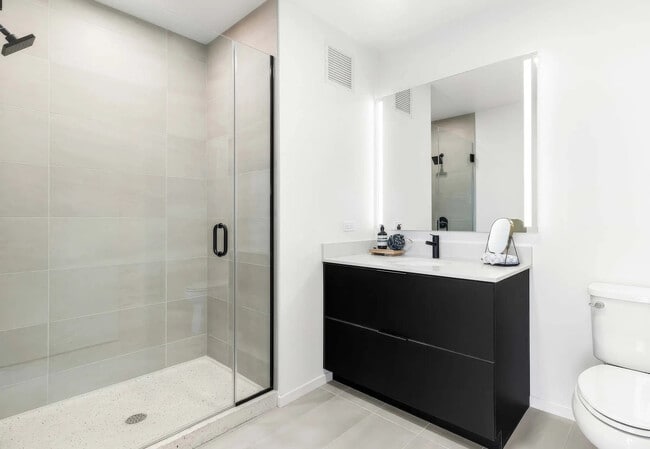 Photo - 227 N Elizabeth St