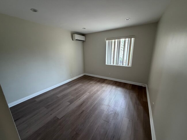 3640 Foothill Blvd Unit B