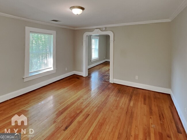 Photo - 1337 S Hairston Rd