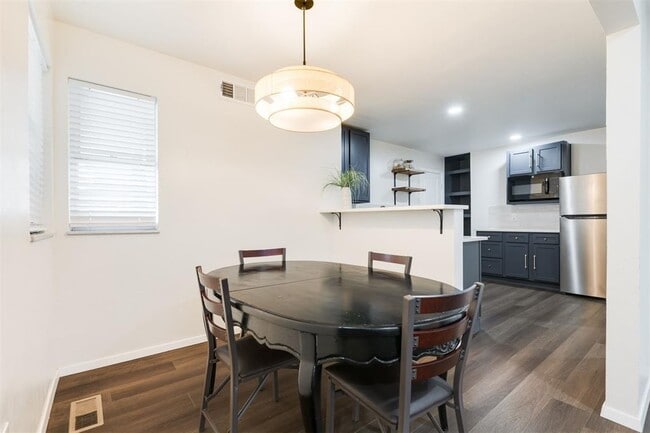 Photo - 3613 NW 53rd St