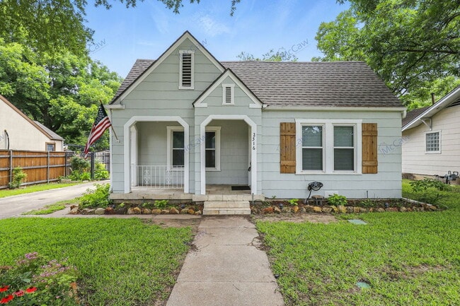 Photo - 2516 Primrose Ave