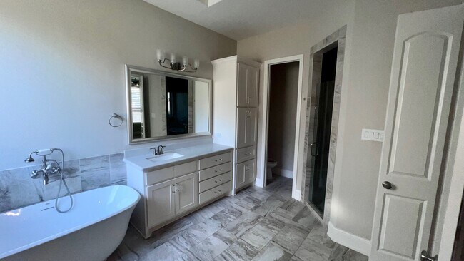 Photo - 155 Rockwell Park Blvd