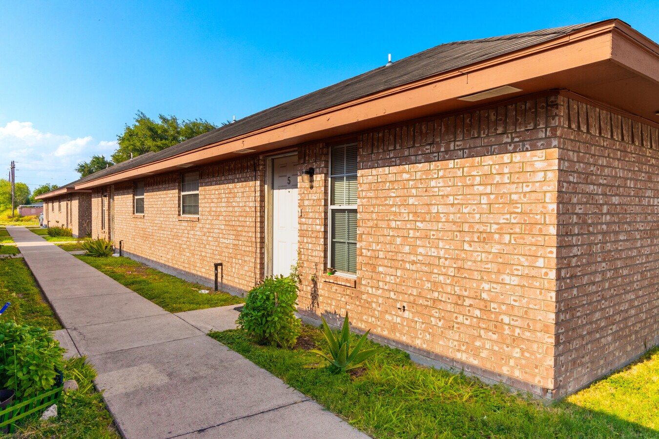 Hibiscus Apartments - Hibiscus Apartments