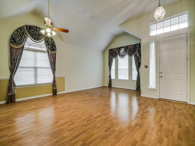 Photo - 3332 Spring Mountain Dr