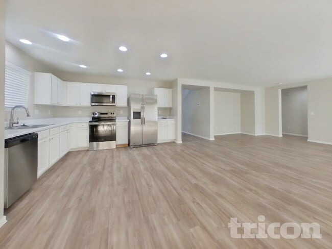 Photo - 25685 W Pleasant Ln