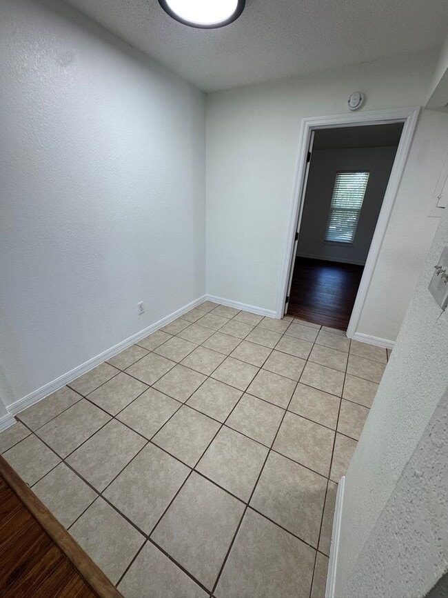 Photo - 1751 NE 2nd St