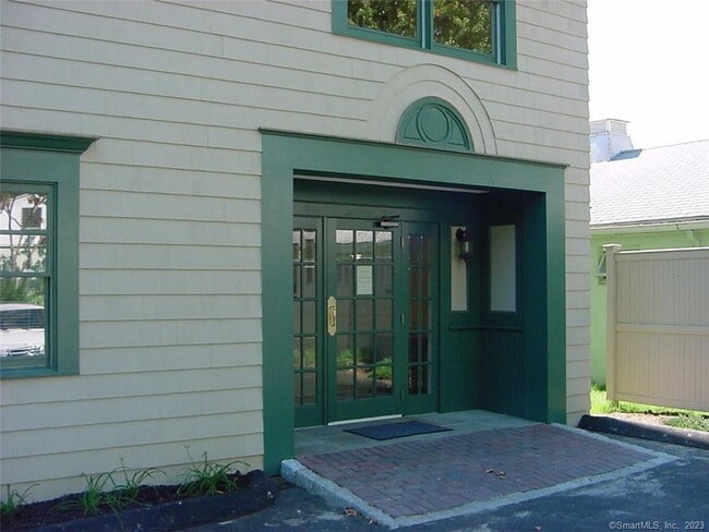 Photo - 365 Westport Ave Unit 2B