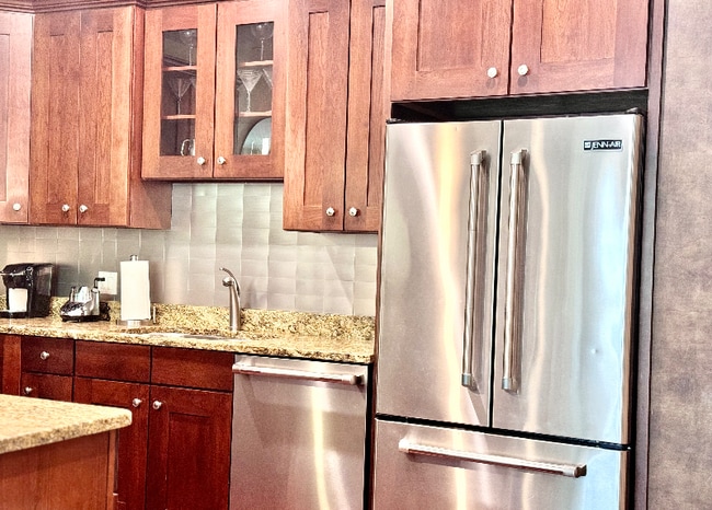 Photo - 1018 S May St Unit A