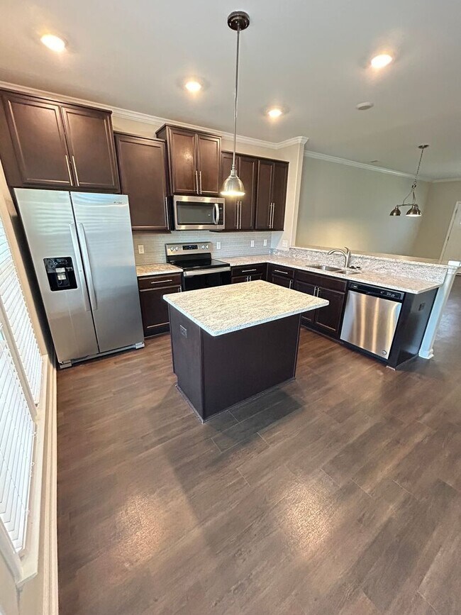 Photo - First month FREE! 3 Bedroom/ 2.5 Bathroom Berwick area in Savannah, GA