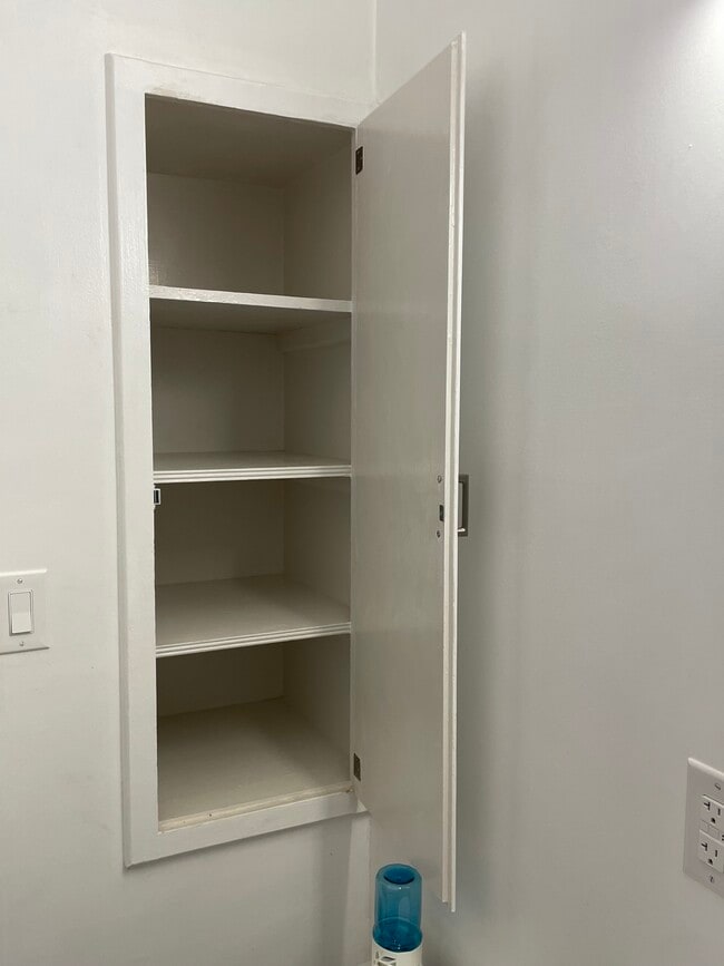 Photo - 2707 W 146th St