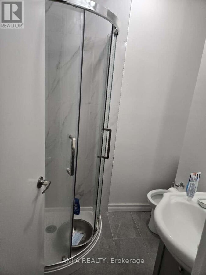 Photo - 58 Kitchener Rd