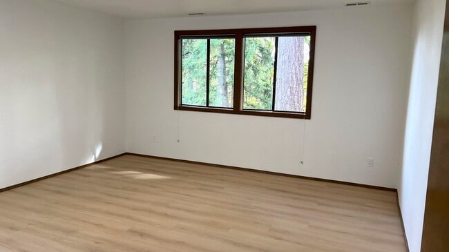 Photo - 4630 142nd Pl SE