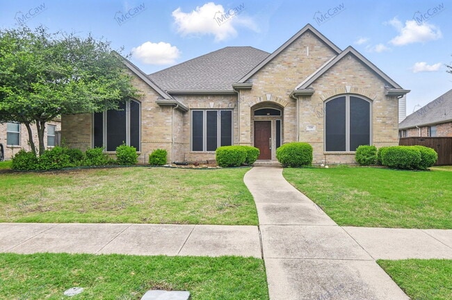 Building Photo - 1210 Surrey Ln