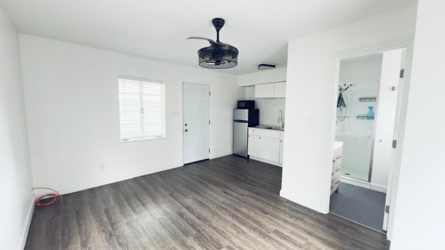 Photo - 1171 Grove St Unidad 4