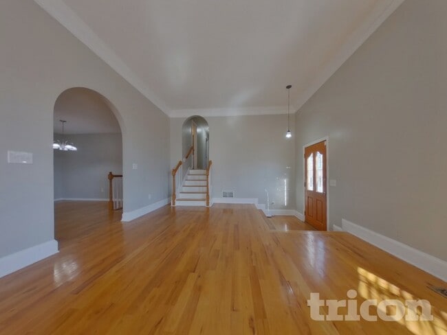 Photo - 27 Bramblewood Point SW