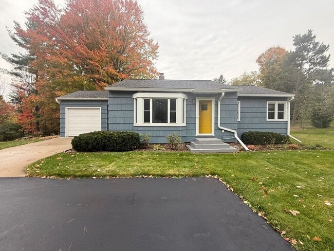 Building Photo - 3 Bed 1 Bath Single Family Home in Wausau