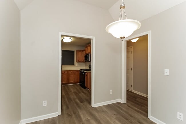 Photo - 254 Highland Falls Blvd