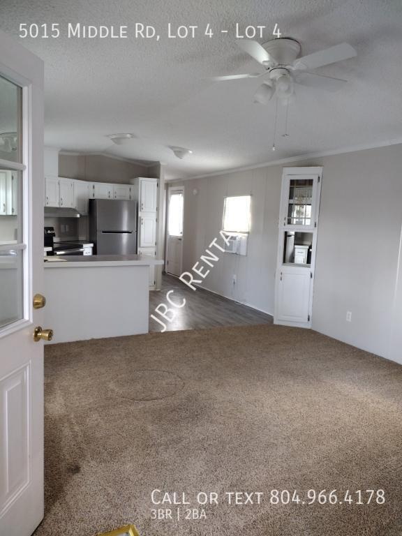 Building Photo - 5015 Middle Rd Unit Lot 4