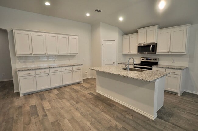 Photo - FOR LEASE! Super Nice 4 BR - 2 BA Brick Ho...