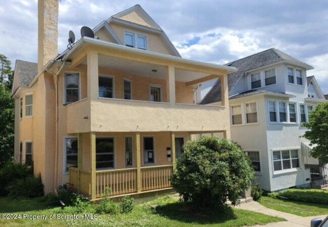 Building Photo - 622 Wheeler Ave Rental