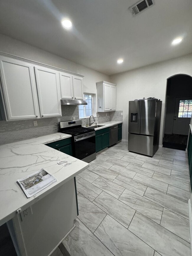 Photo - 3 bed /2 ba house - Olivehurst