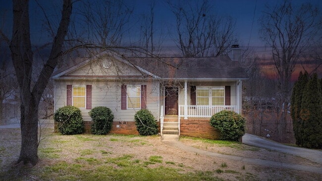 Photo - 2708 Knob Ct