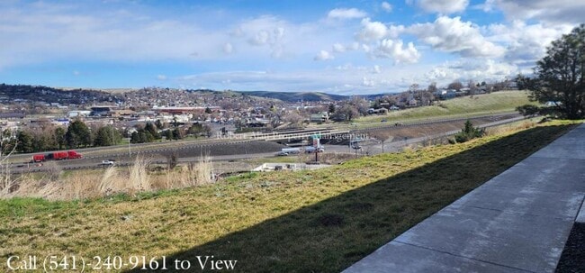 Photo - 2601 SW Hailey Ave