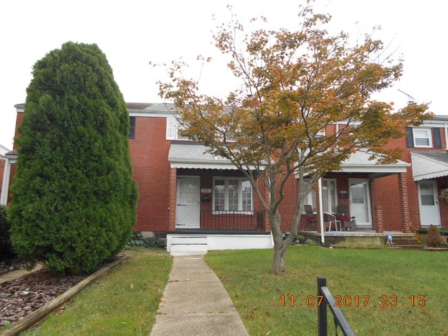 Building Photo - 3221 Wallford Dr
