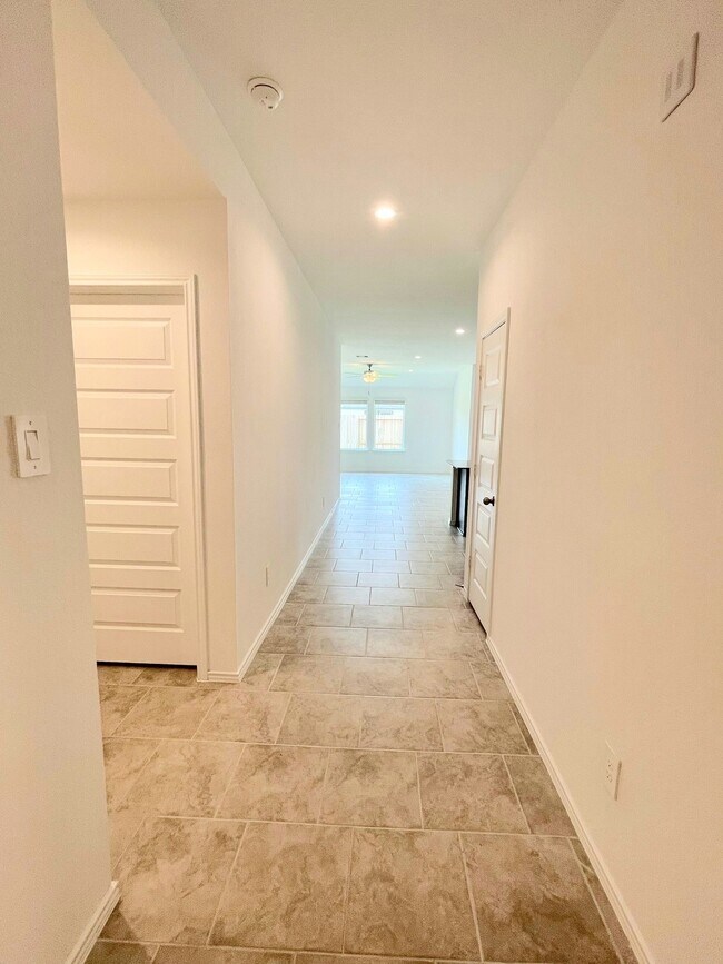 Photo - 7515 Cattle Walker Ct