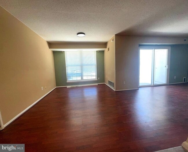 Photo - 275 Green St Unit 4H8