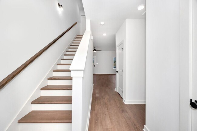 Photo - 2506 Freeman Rd SW