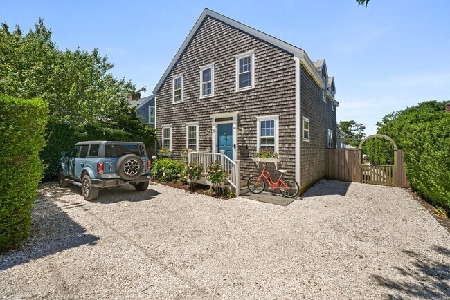 39 Milk St