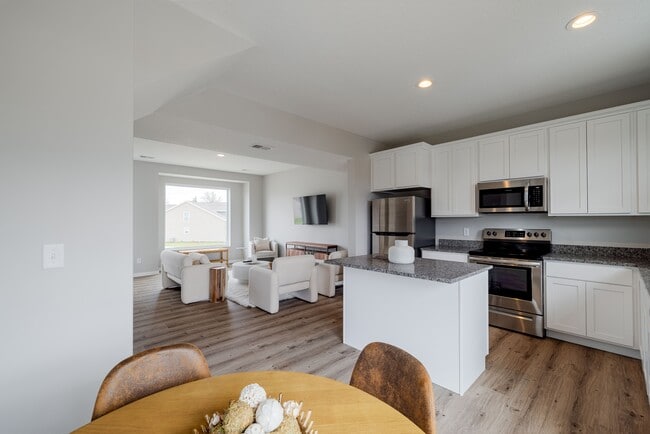 Photo - Lamp Rd Glenbrook, LLC