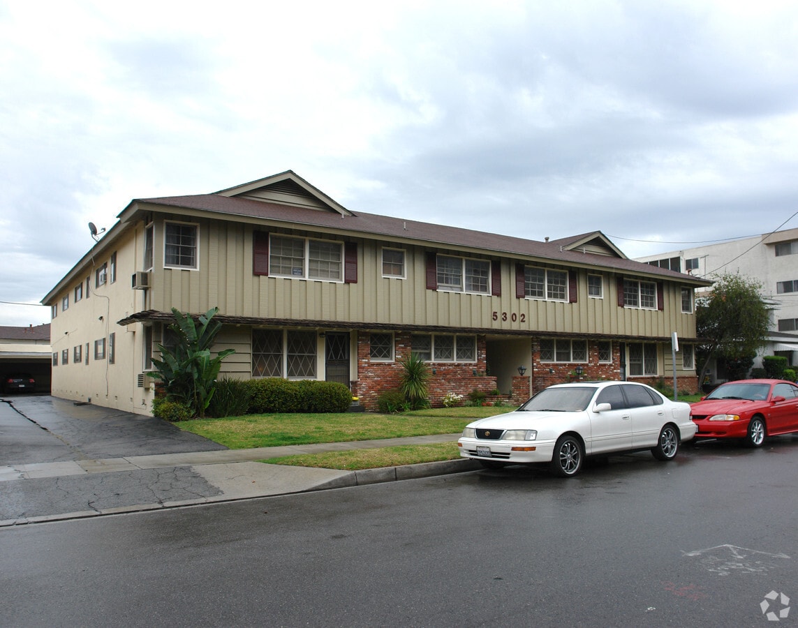 Photo - 5302 Bellingham Ave Apartments