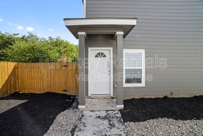 Photo - 7226 Briar Pl Townhome